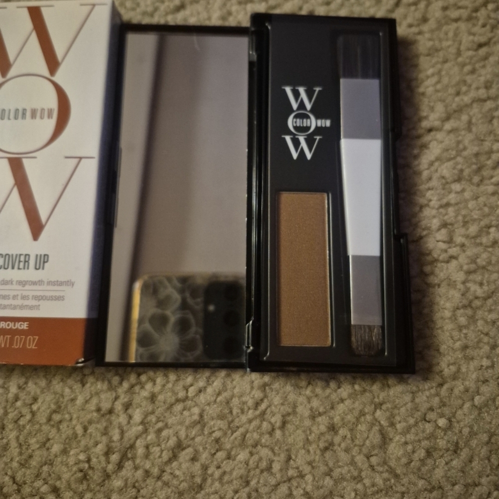 Color Wow Root Cover Up Powder - Red - Picture 2 of 4